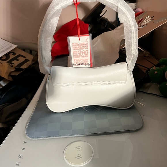 Diesel Elegant White Play clutch - Picture 3 of 11